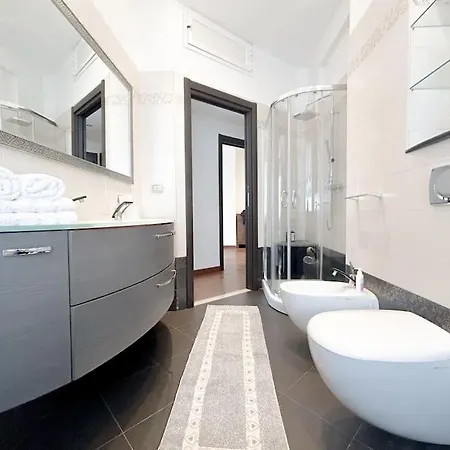 Apartment Elegante - Aeroporto - Porto - Wifi Genoa