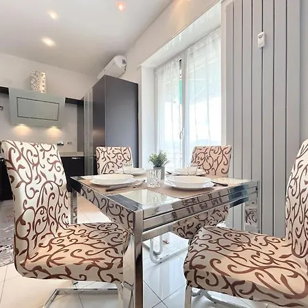 Elegante - Aeroporto - Porto - Wifi Apartment